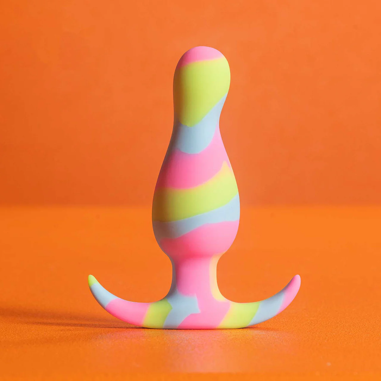 Avant Kaleido Silicone Butt Plug By Blush - Lime - Image 9