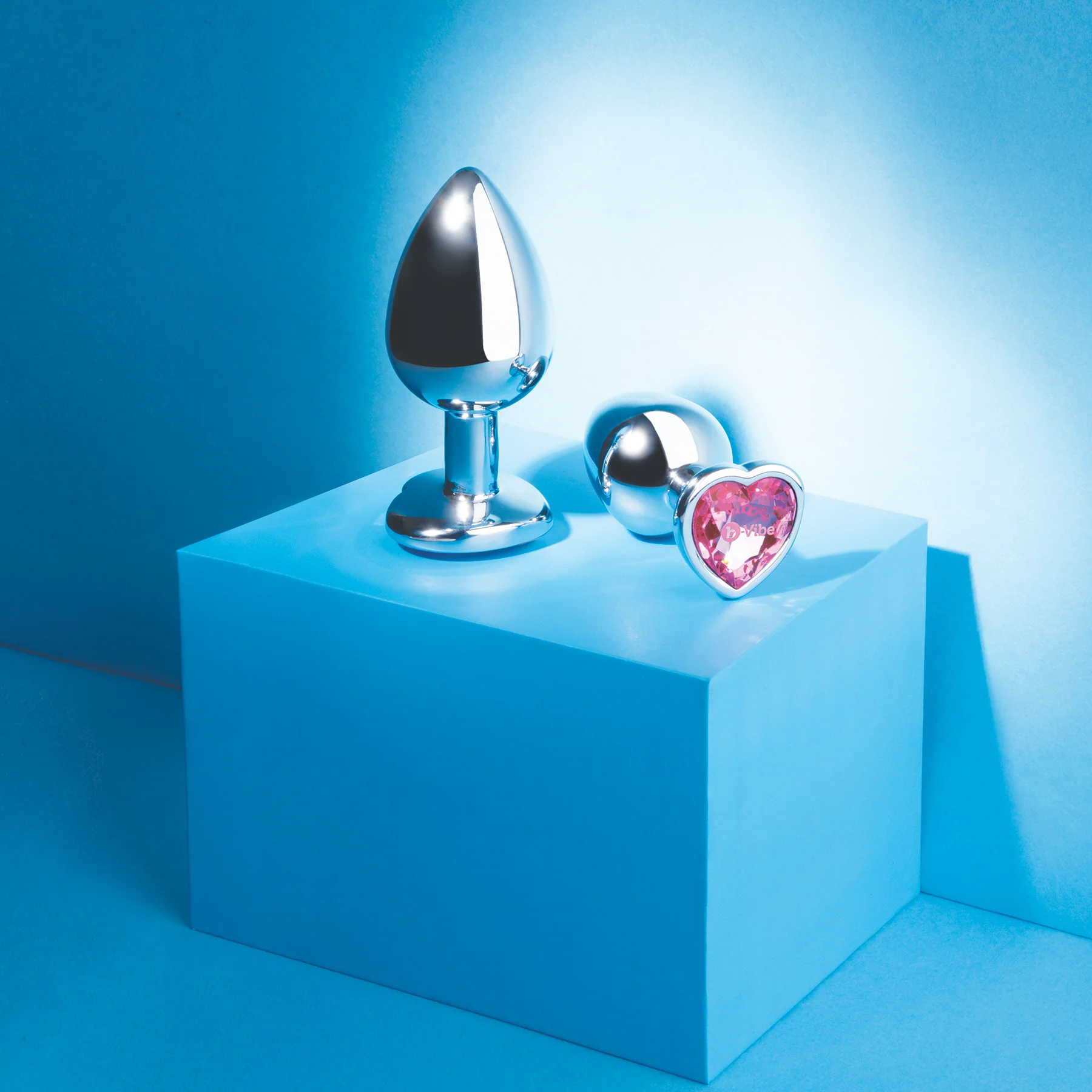 b-Vibe Jewel Heart Metal Butt Plug Training Set - Image 7