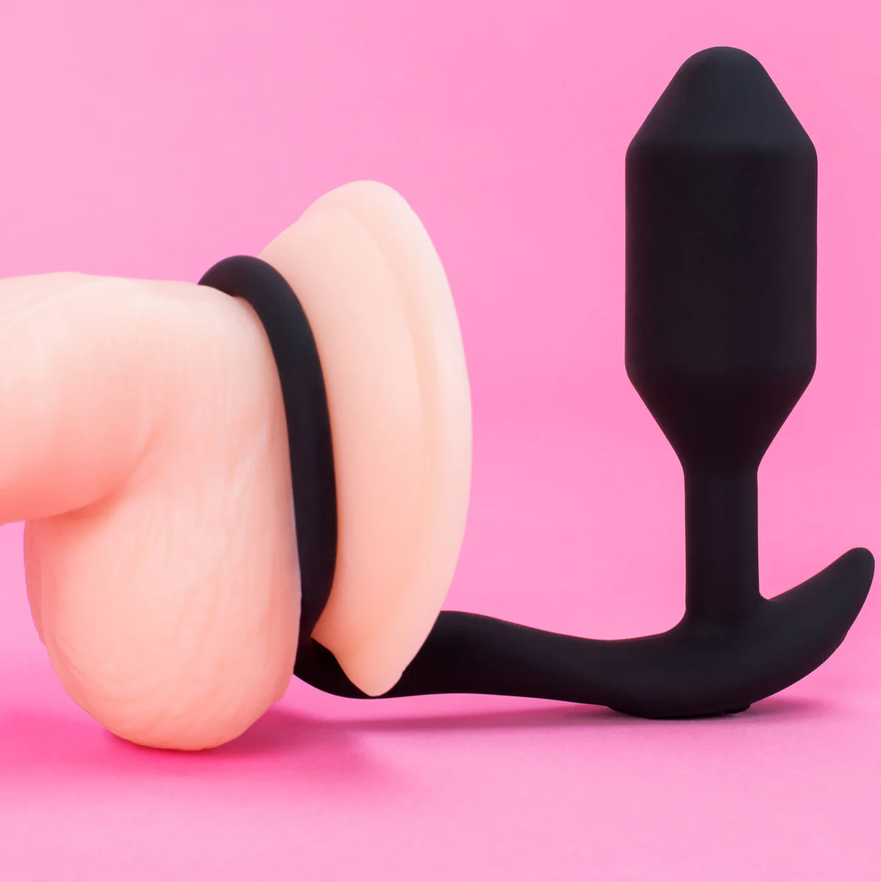 b-Vibe Vibrating Snug & Tug Weighted Silicone Plug & Penis-Ring - Medium - Image 8