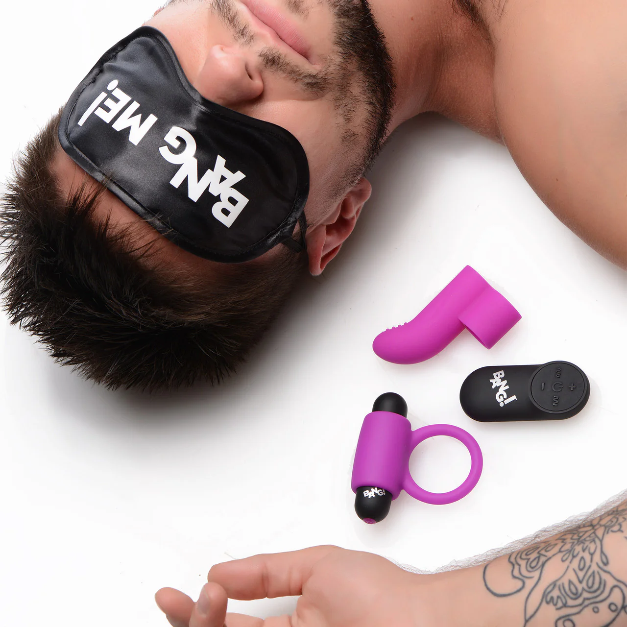 BANG! Couples Finger Sleeve & Love Ring Kit With Bullet Vibrator & Blindfold - Image 12