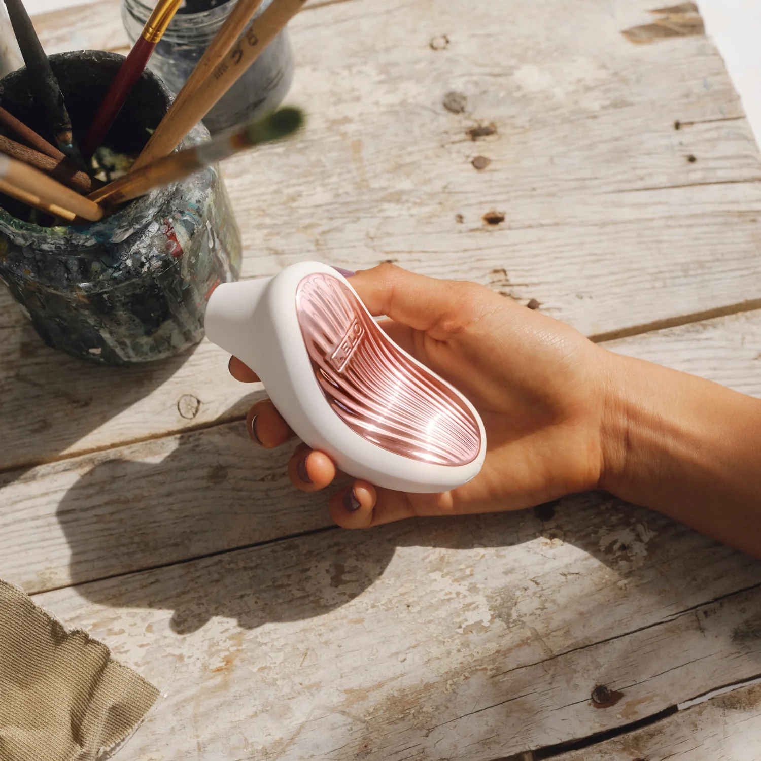 LELO SONA™ 3 Waterproof Rechargeable Sonic Clitoral Massager - Image 14