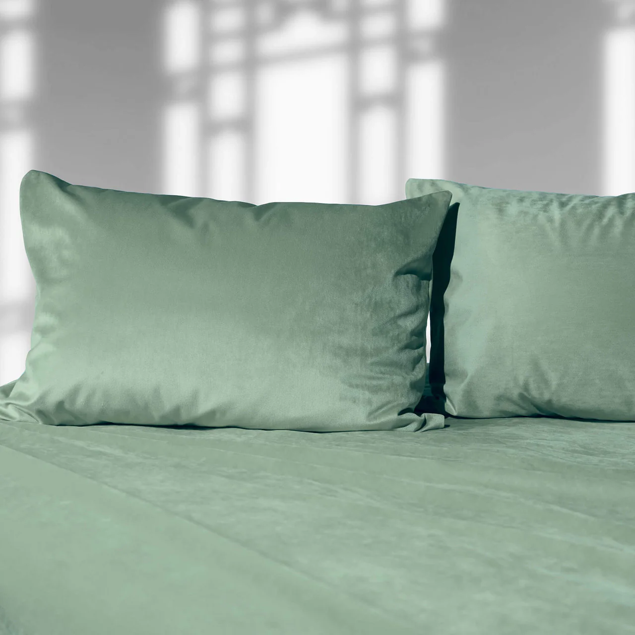 Liberator Liquid Velvet Sheet & Pillow Covers - King Size, Sage - Image 2