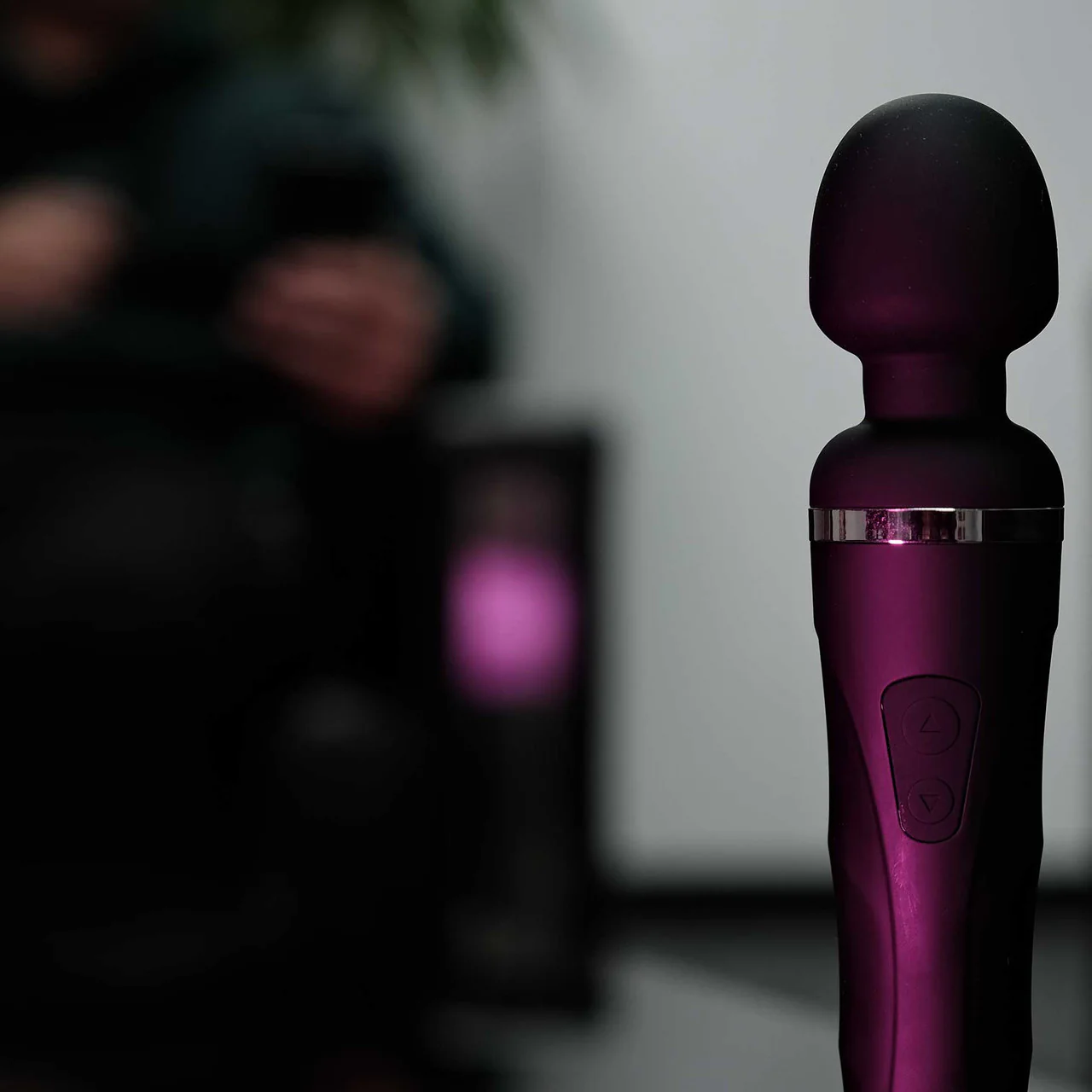 Lovense Domi 2 Silicone Rechargeable App Compatible Vibrating Mini Wand - Image 4