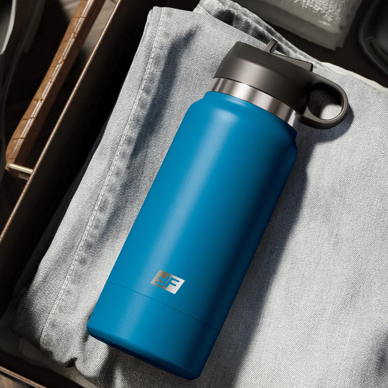 PDX Plus Fuck Flask Private Pleaser Discreet Water Bottle Penis Stroker By Pipedream - Vanilla - Image 5