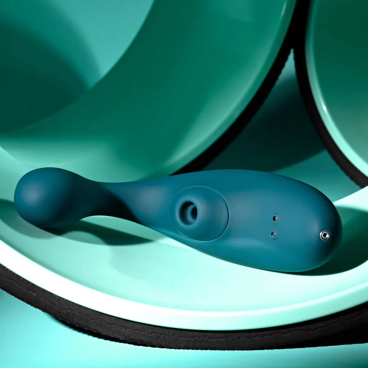 Playboy Pleasure Charmer Rechargeable Silicone Dual Stimulation Vibrator With Clitoral Suction - Image 11