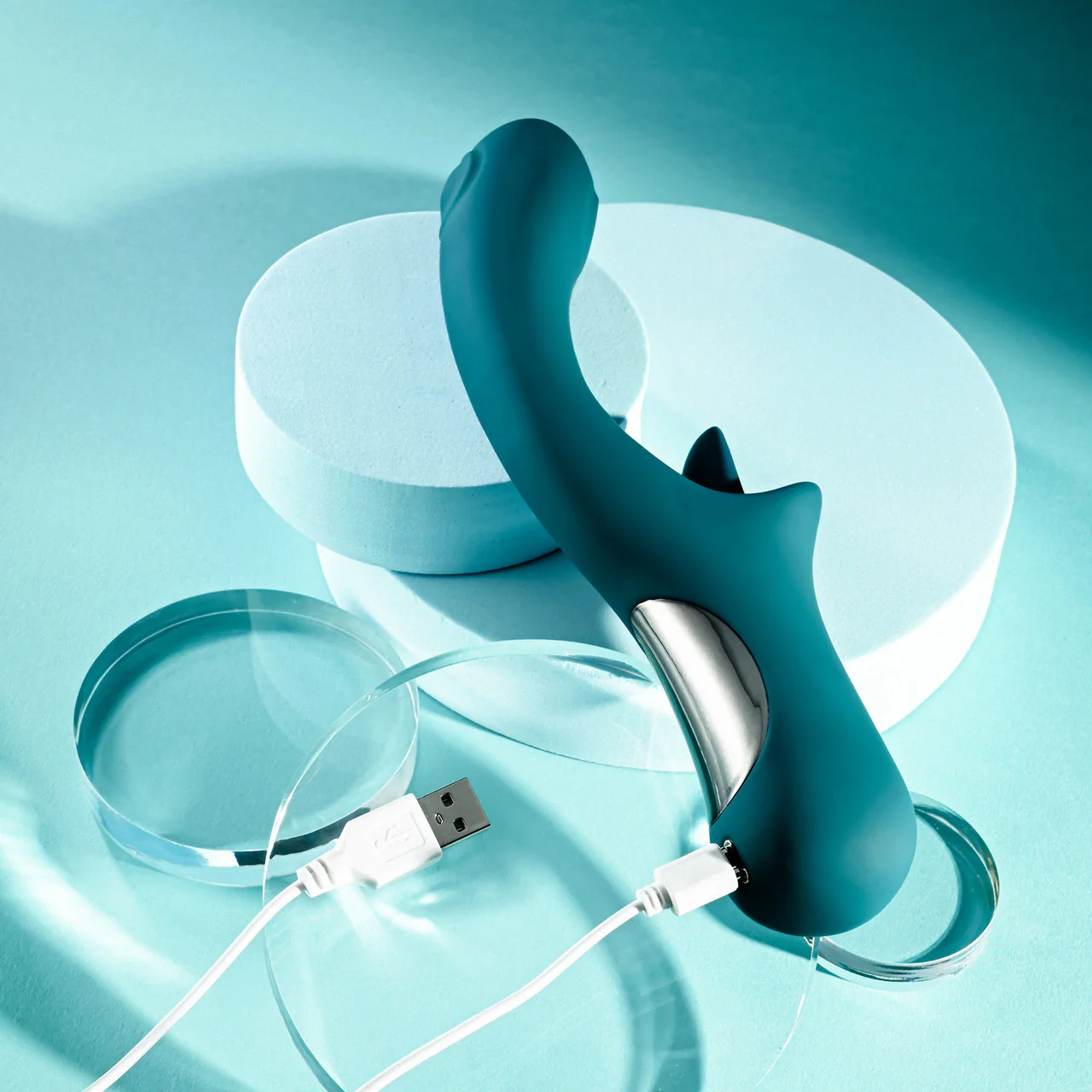 Playboy Pleasure Harmony Rechargeable Silicone Tapping & Licking Dual Stimulation Vibrator - Image 9