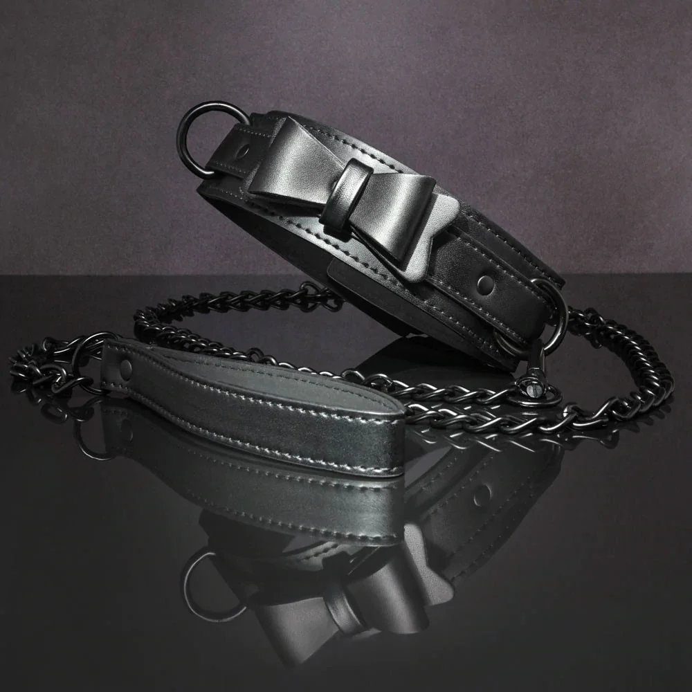 Sincerely Bow Tie Collar With Leash By Sportsheets - Image 3