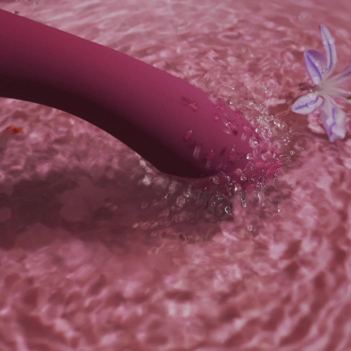 SVAKOM Amy 2 Silicone Rechargeable Waterproof G-Spot Vibrator - Purple - Image 5