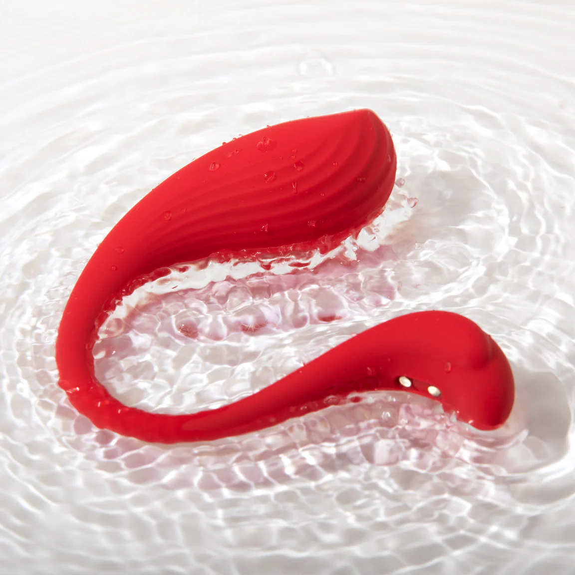 SVAKOM PHOENIX NEO Interactive App Controlled Silicone Waterproof Rechargeable Bullet Vibrator - Red - Image 7
