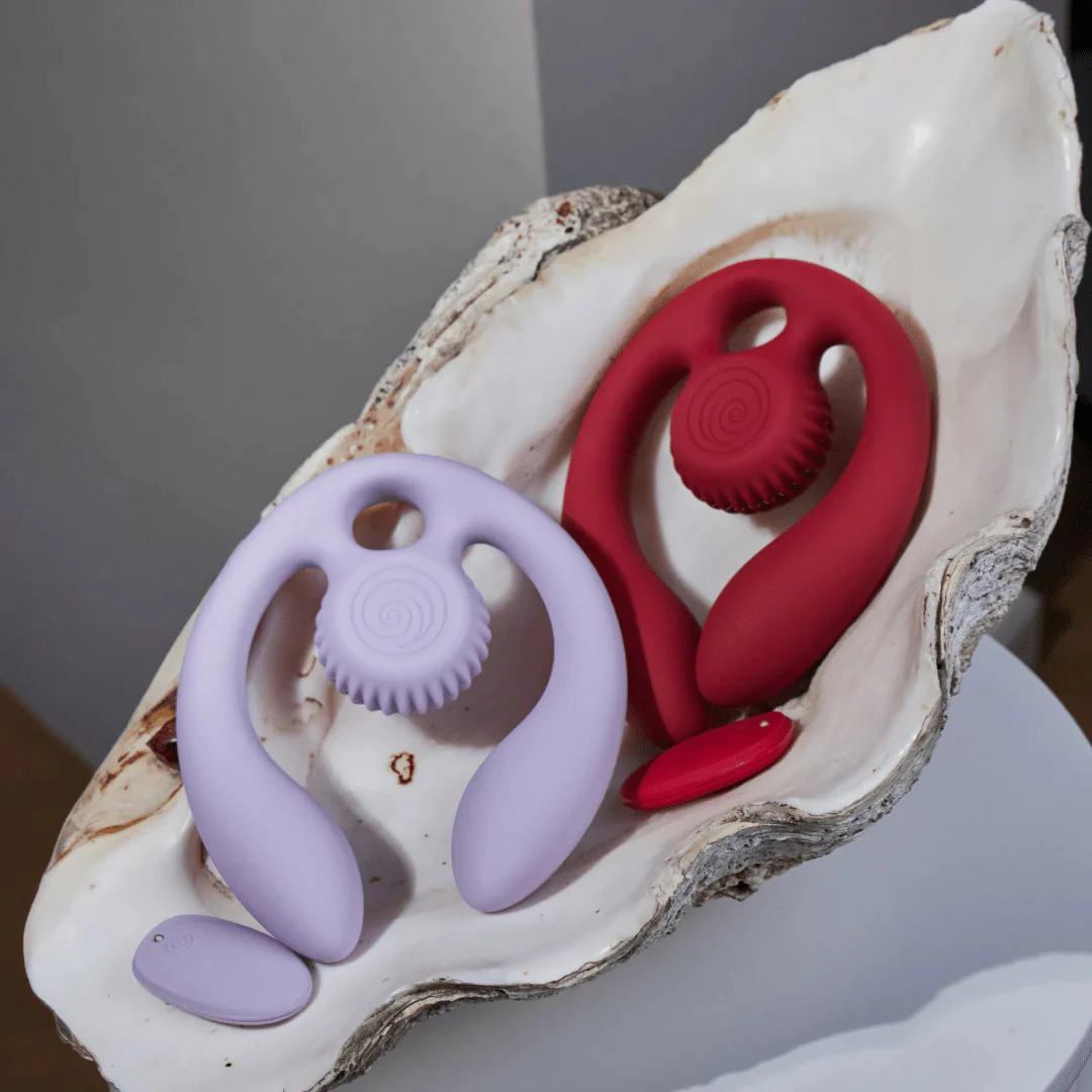 SVibe Snail GIZI Duo Silicone Waterproof Couples Vibrator With Remote - Image 14