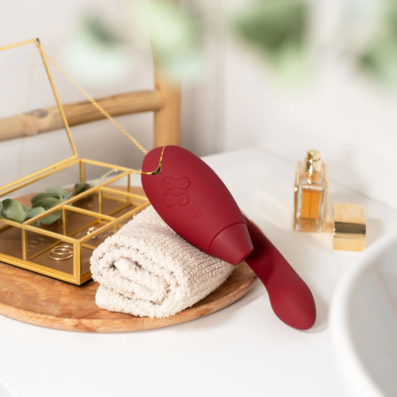 Womanizer DUO 2 Silicone Pleasure Air Clitoral & G-Spot Stimulator - Bordeaux - Image 10