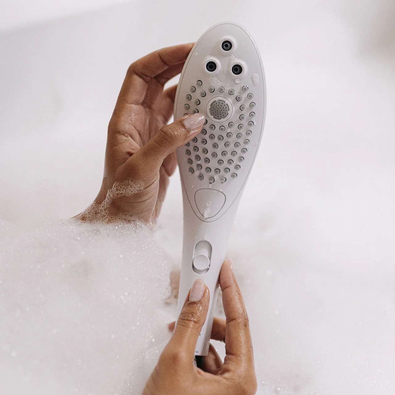 Womanizer Wave Shower Head & Water Massage Clitoral Stimulator - White - Image 17
