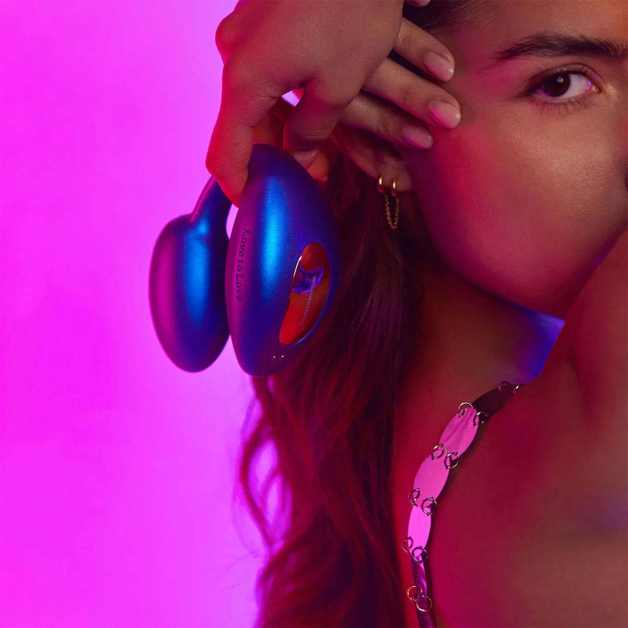 Wonderlover Air Pulse Clitoral Stimulator & Vibrating G-Spot Egg By Love To Love - Iridescent Night - Image 2